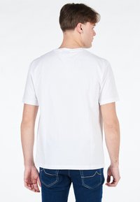 T-SHIRT UOMO SAVE THE DUCK DARLAN DT1197M BESY